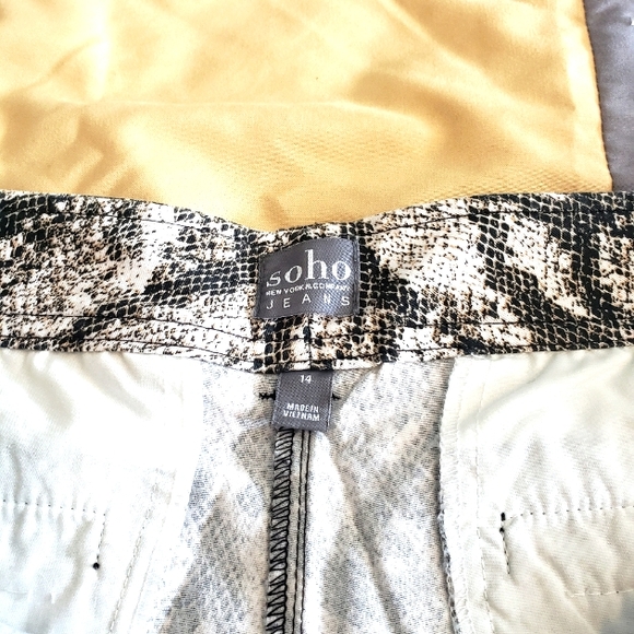 🏝3for$25 New York & Co Cotton Shorts - Picture 4 of 5